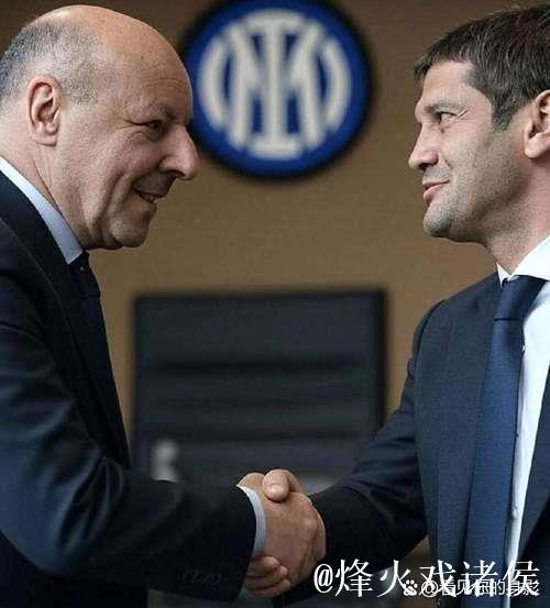 接连不敌米兰与马竞,齐沃赛后与马洛塔、奥西更衣室会谈 接连不敌米兰与马竞,齐沃赛后与马洛塔、奥西更衣室会谈